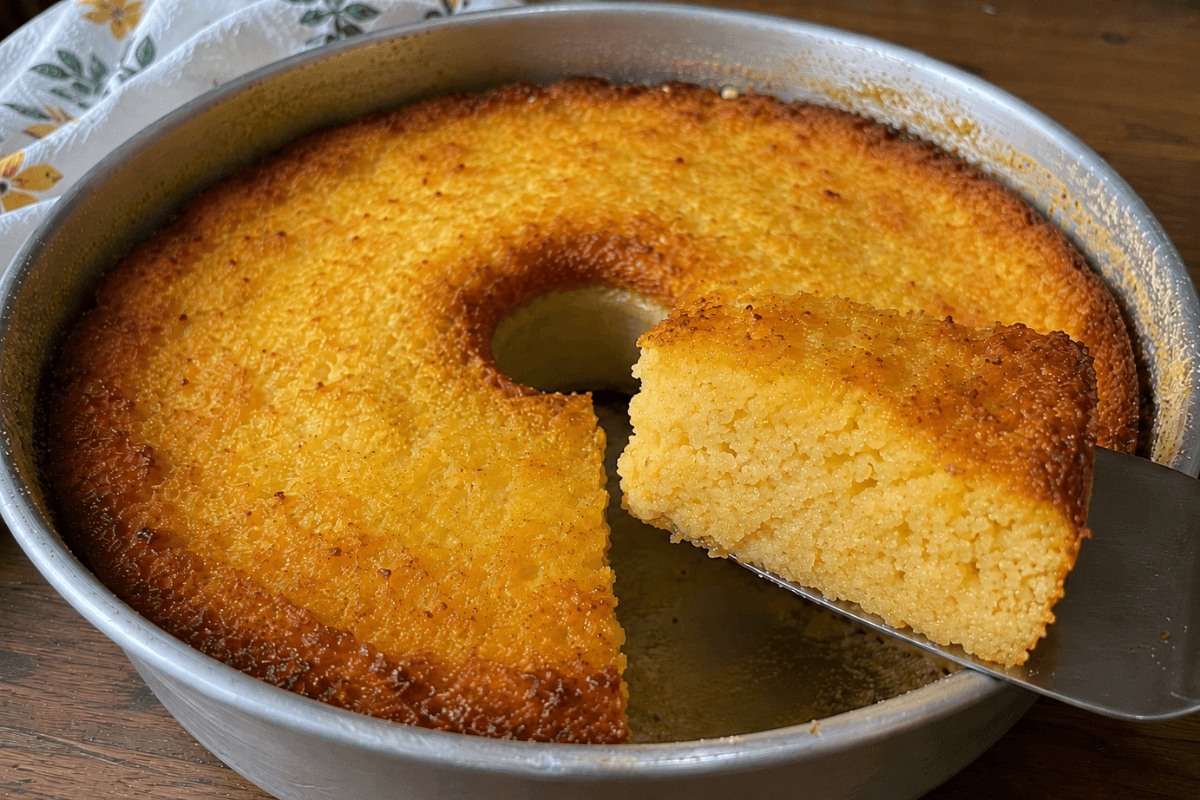 Bolo de milho cremoso de liquidificador