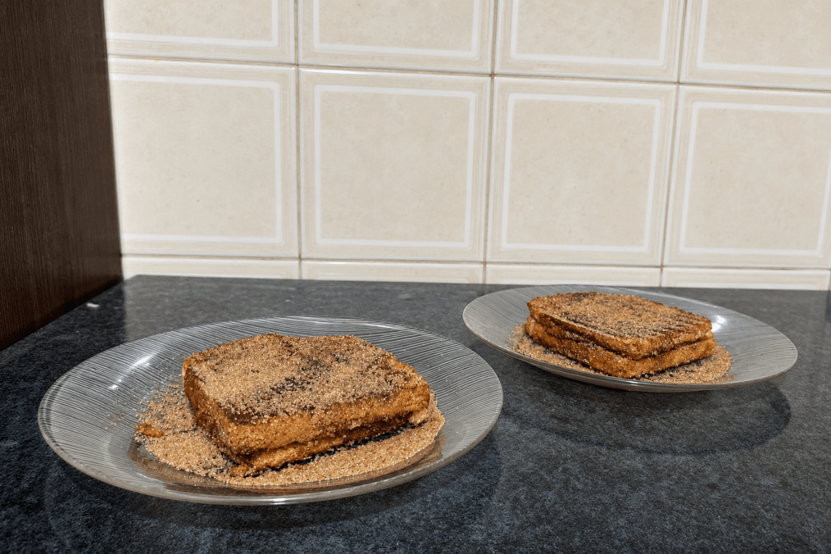 Rabanada de Canela na Sanduicheira