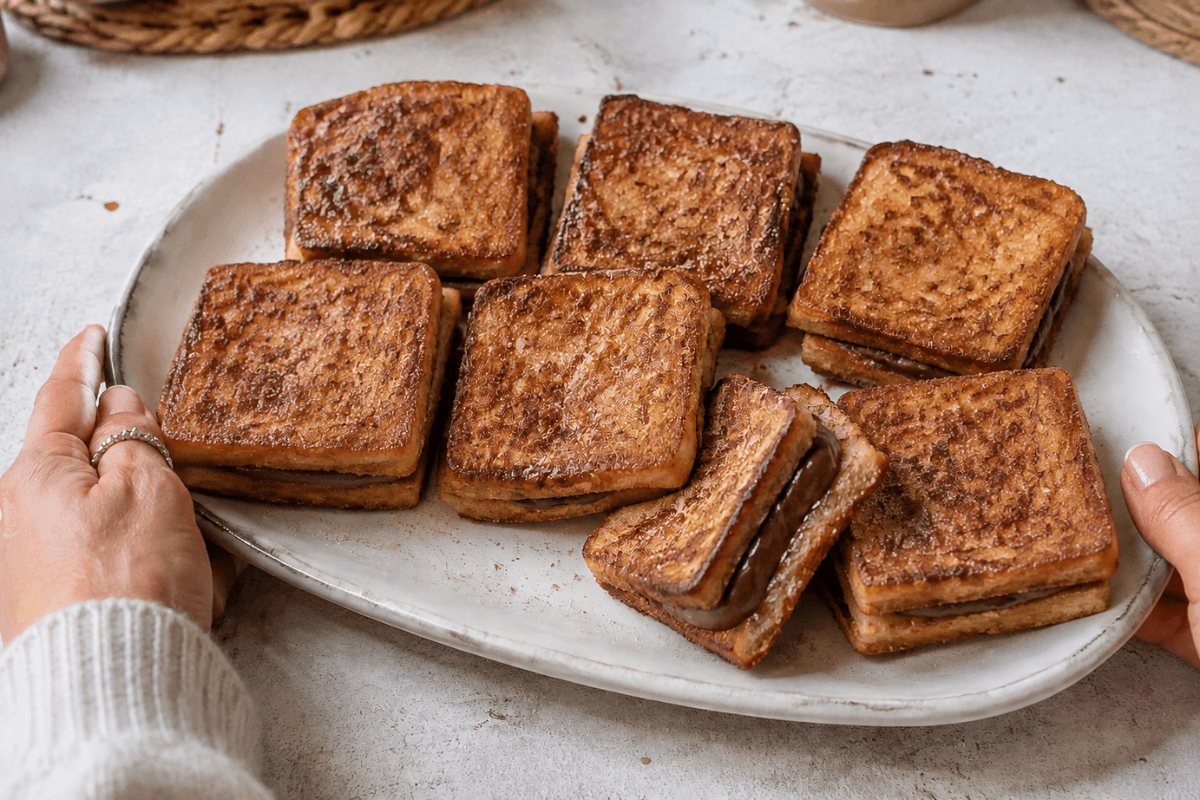 Torradas recheadas com Nutella
